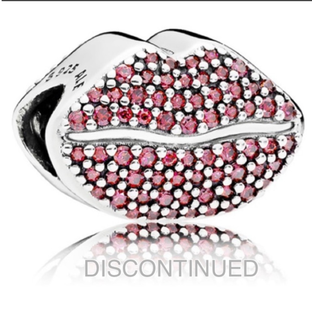 Authentic PANDORA Kiss More Charm